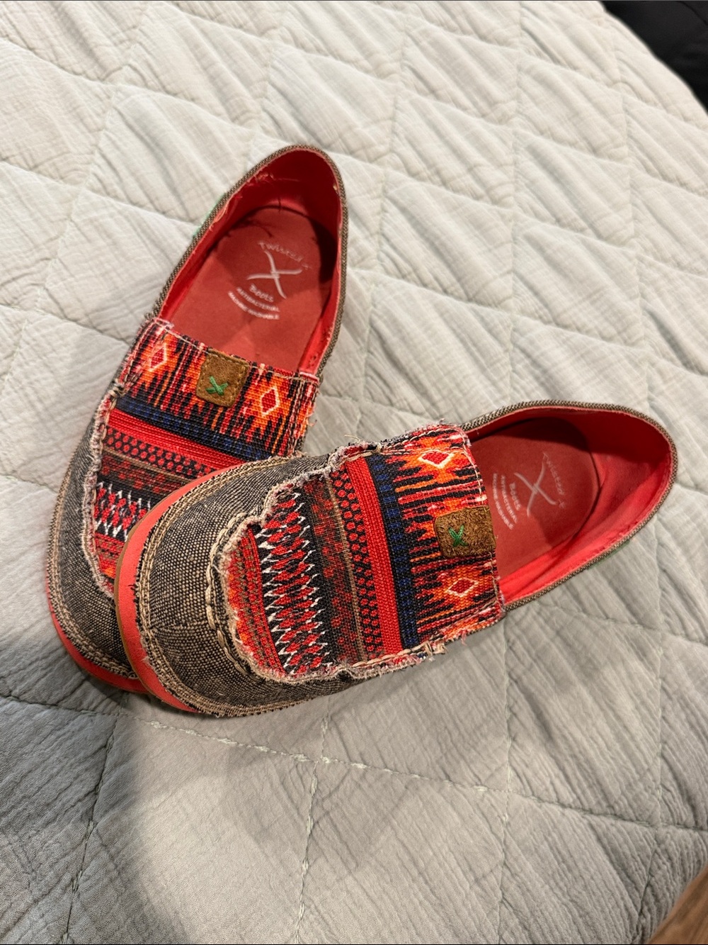 Red Patterned Slip-On Women's Casual Shoes